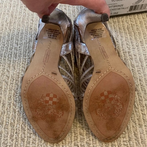 Vince Camuto solana bronze caged heel size 6.5 - Picture 6 of 7